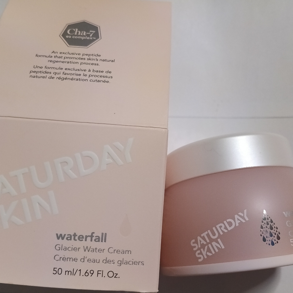 Saturday Skin "Waterfall" glacier water cream